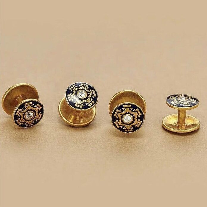 gold-pattern-shirt-studs